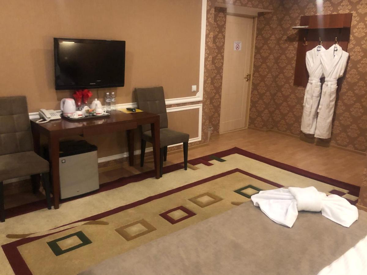 Hotel Inju Астана Екстер'єр фото