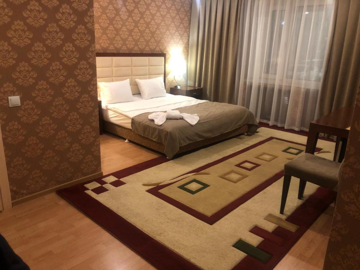 Hotel Inju Астана Екстер'єр фото